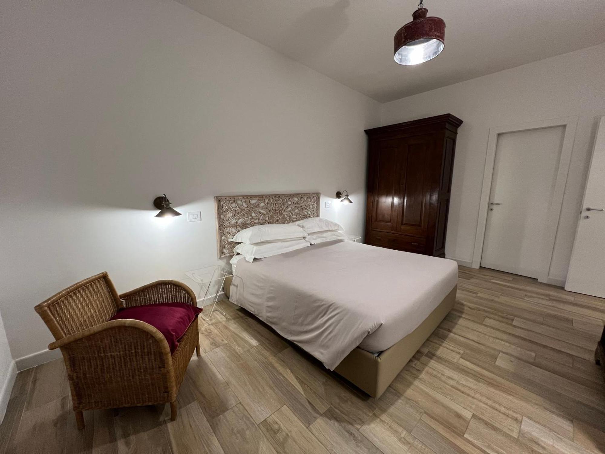Bellhome 1 - Elegante Appartamento Nel Centro Di باري المظهر الخارجي الصورة